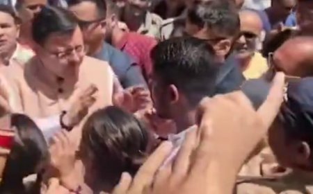 मुख्यमंत्री धामी जी ने तोड़ा प्रोटोकॉल – जनता के लिए रुका काफिला*