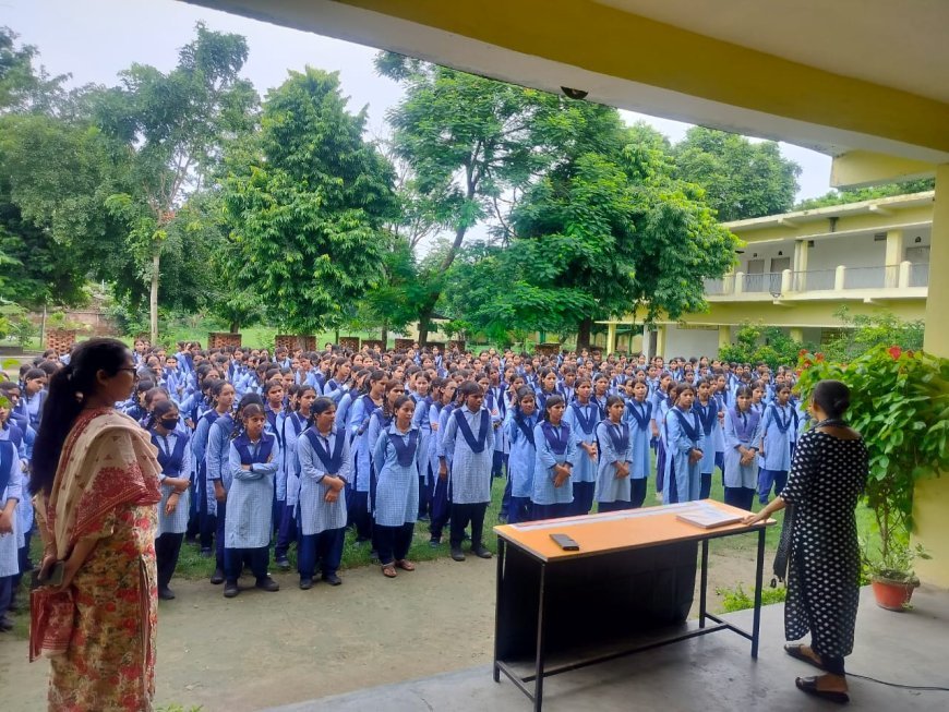 महिला कल्याण विभाग द्वारा जनता बालिका इंटर कॉलेज रुद्रपुर जिला उधम सिंह नगर में जागरूकता अभियान चलाया गया