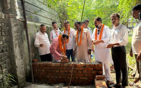 विधायक शिव अरोरा ने खेड़ा संतोषी माता मन्दिर के पास विधायकनिधि से ट्रांसफार्मर शिफ्टिंग के कार्य का नारियल फोड़कर  शुभारम्भ किया*