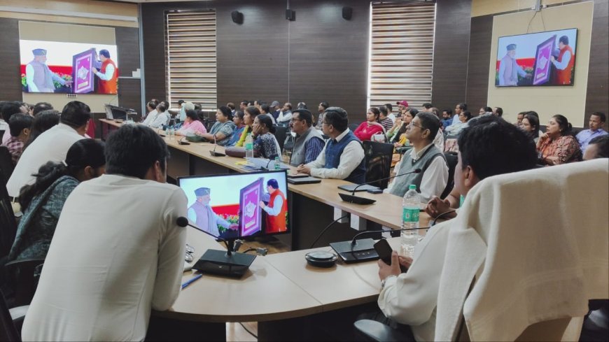 रुद्रपुर में उत्साहपूर्वक मनाया गया राज्य स्थापना दिवस — प्रधानमंत्री श्री नरेन्द्र मोदी ने देहरादून से किया मुख्य कार्यक्रम का शुभारंभ, रुद्रपुर कलेक्ट्रेट में हुआ सजीव प्रसारण*
