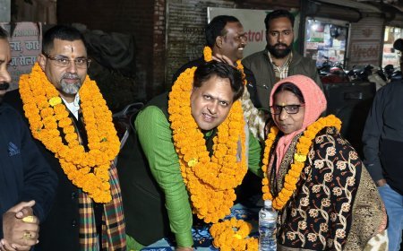 बस्तियों के सर्वांगीण विकास के लिए नगर निगम प्रतिबद्धः विकास शर्मा