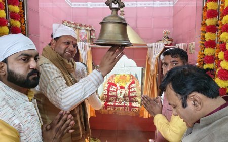 भक्ति और श्रद्धा के संगम के साथ मां अटरिया के दरबार पहुँचा ‘दिव्य ध्वज’ - महापौर विकास शर्मा ने किया भव्य शोभा यात्रा का शुभारंभ