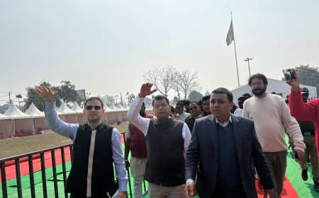 गाँधी पार्क में कल यू एस कार्निवाल सरस आजीविका मेला का शुभारम्भ करेंगे मुख्यमंत्री पुष्कर सिंह धामी! विधायक शिव अरोरा ने जिलाअधिकारी नितिन भदौरिया व प्रशासनिक अधिकारियो संग किया कार्यक्रम स्थल का निरक्षण*