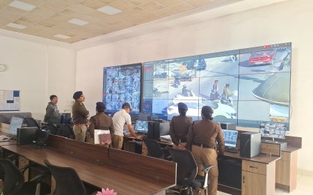 होली ???? पर्व के दृष्टिगत SSP अजय गणपति महोदय ने कंट्रोल रूम का किया औचक निरीक्षण; सुरक्षा व्यवस्थाओं का लिया जायजा।*