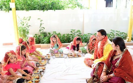 सर्व मंगल मांगल्ये शिवे सर्वार्थ साधिके।  शरण्ये त्र्यम्बके गौरी नारायणी नमोस्तुते