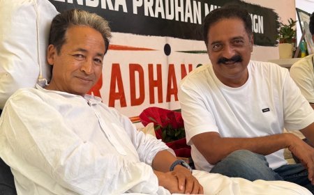 Jantar Mantar पहुंचे Prakash Raj, सोनम वांगचुक से की मुलाकात, देखें तस्वीरें