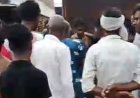 बागपत में बाइक चोरी करने पहुंचा चोर:ग्रामीणों ने रंगे हाथ पकड़ा, जमकर पिटाई कर पुलिस को सौंपा; पुलिस जांच जारी