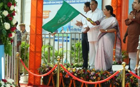 दिल्ली में 50 नई इलेक्ट्रिक बसें शुरू:तेहखंड में ऑटोमेटेड टेस्टिंग सेंटर का उद्घाटन, हसनपुर-गाजीपुर में सार्वजनिक ईवी चार्जिंग स्टेशन भी खुले
