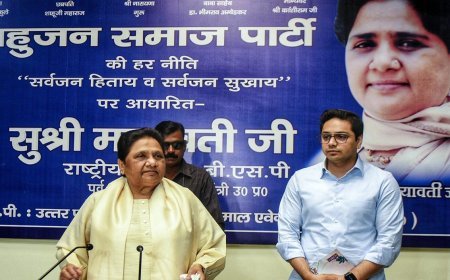 Mayawati ने आकाश को क्यों दिखाई 'जमीन' ? BSP के इस फैसले का UP Elections पर क्या होगा असर?