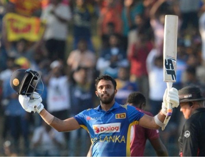 Kusal Mendis ने England के खिलाफ 82 गेंदों में पूरा किया ODI शतक, बनाए कई रिकॉर्ड