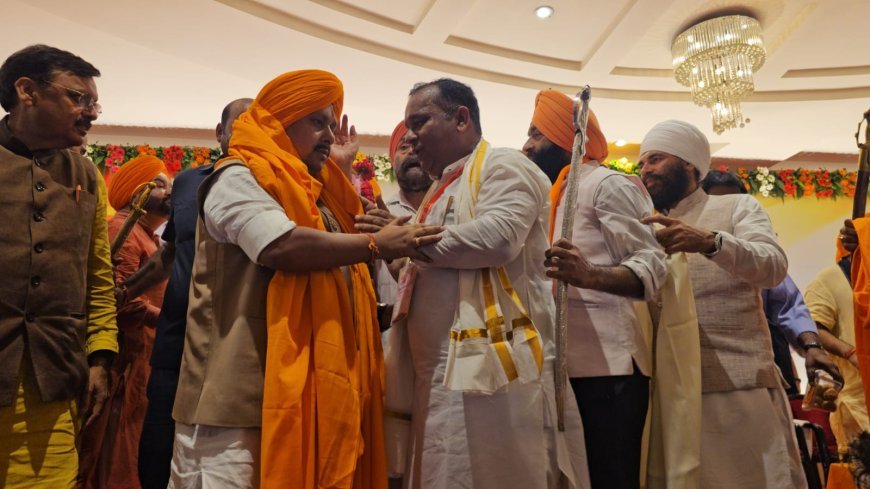 वरिष्ठ भाजपा नेता एवं काशीपुर जिला भाजपा सह प्रभारी भारत भूषण चुघ ने  राष्ट्रीय अध्यक्ष नितिन नवीन का स्वागत एवं अभिनंदन किया